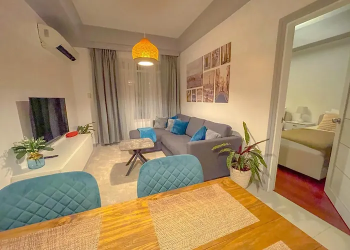 Aparthotel Center- Balcony 4*